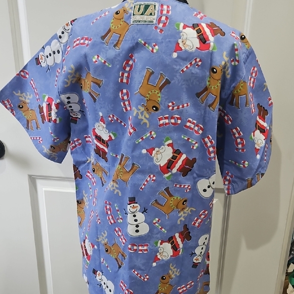 UA Scrubs Blue Holiday Print Top - Picture 10 of 10